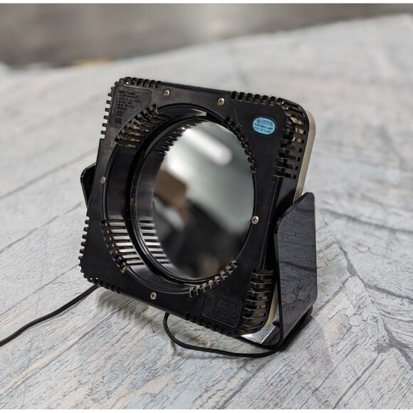 Vintage CONAIR True Reflection Lightable 2 Sided Magnifying Mirror - Picture 4 of 14